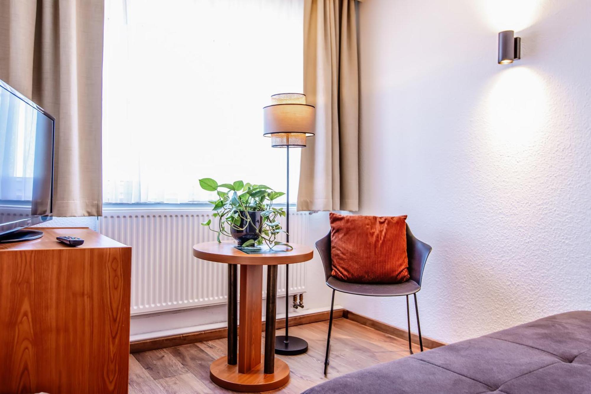 Hotel Und Restaurant Gartenstadt Erfurt Exteriör bild