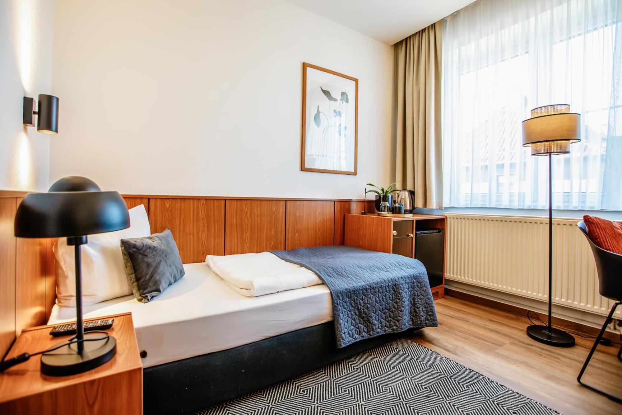 Hotel Und Restaurant Gartenstadt Erfurt Exteriör bild