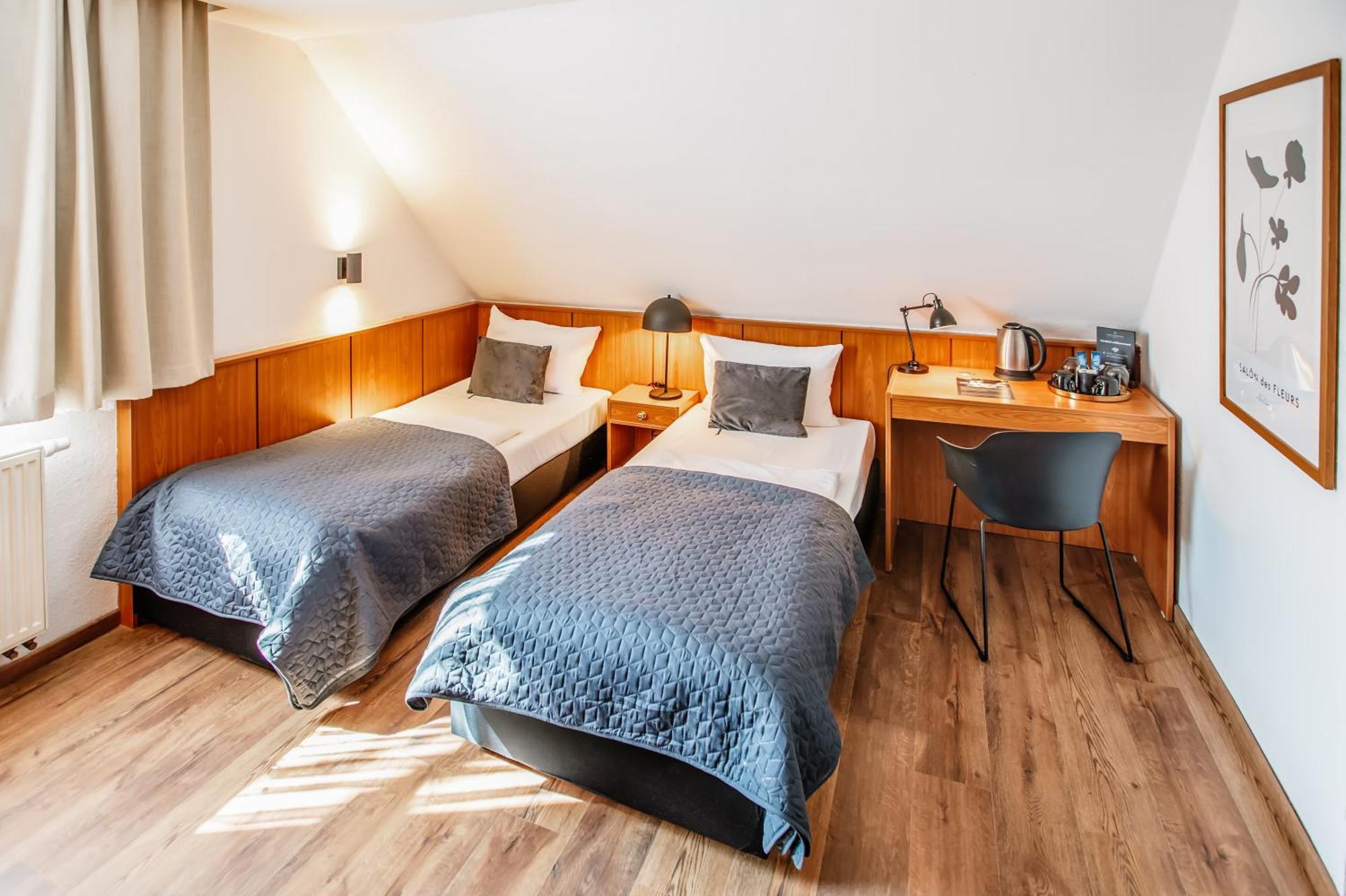 Hotel Und Restaurant Gartenstadt Erfurt Exteriör bild